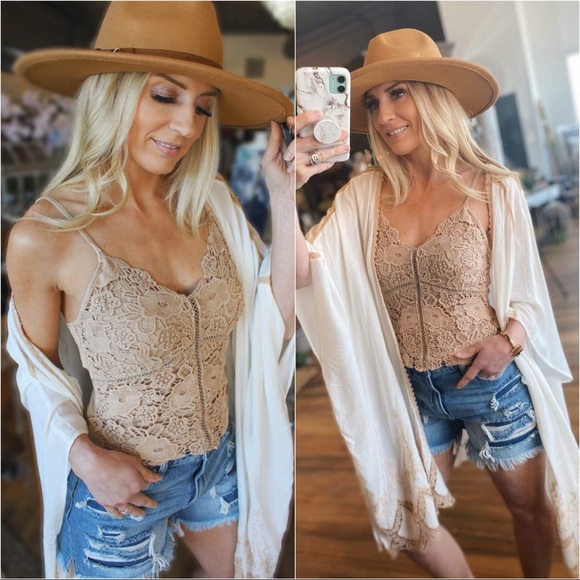 Like You Do V-Neck Lace Cami-Desert - Picture 5 of 5